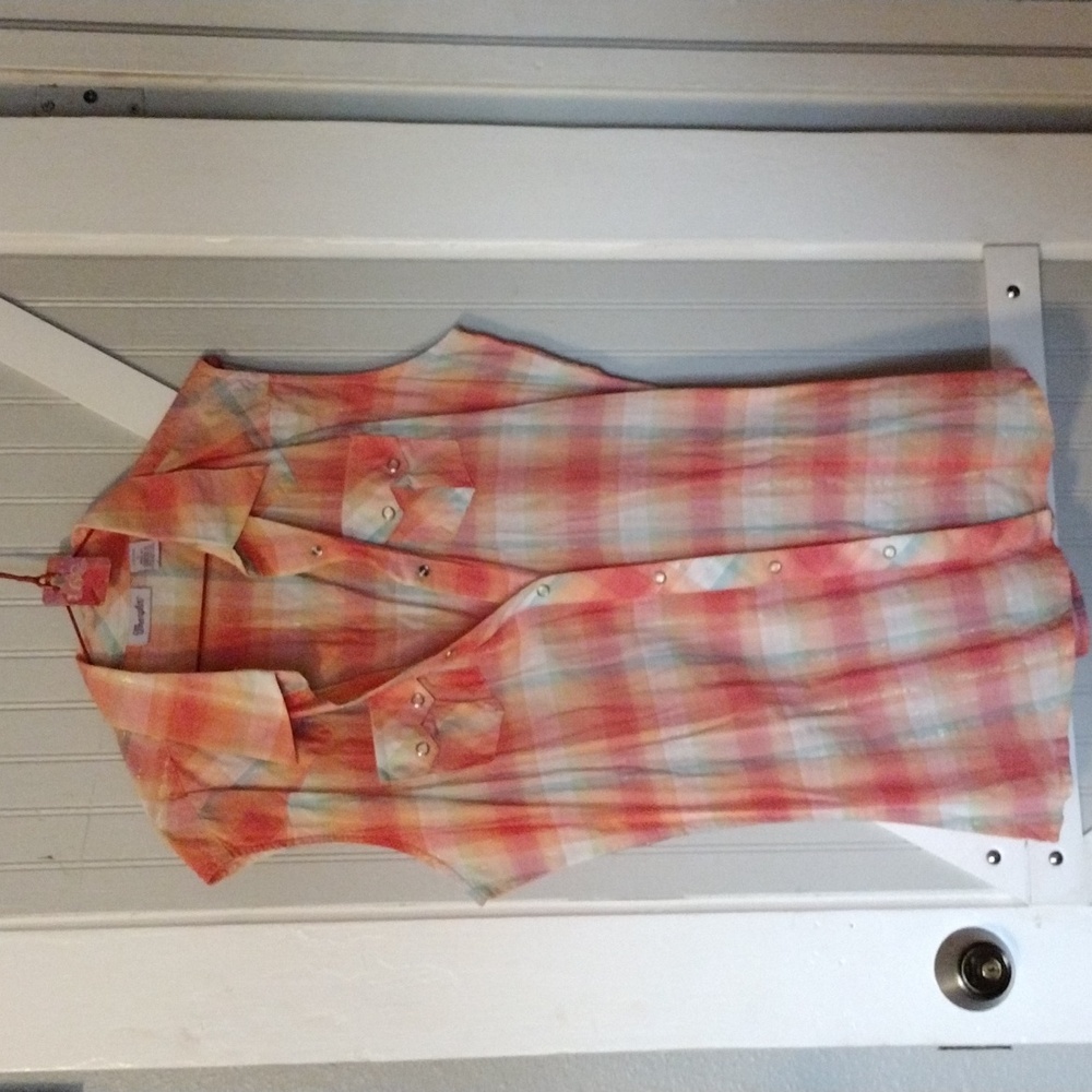Wrangler sleeveless western shirt